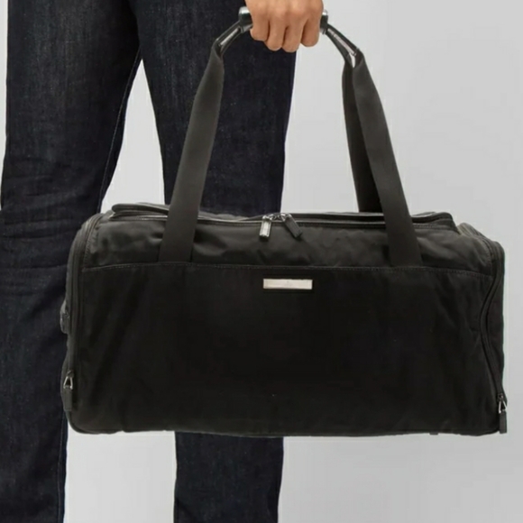AUTHENTIC Gucci Nylon Duffle Bag UNISEX BLACK 🖤🖤🖤 - Picture 1 of 15